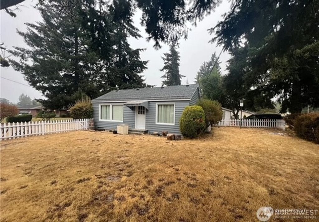 Photo of 5503 112th Street SW, Lakewood, WA 98499 (MLS # 2497554)