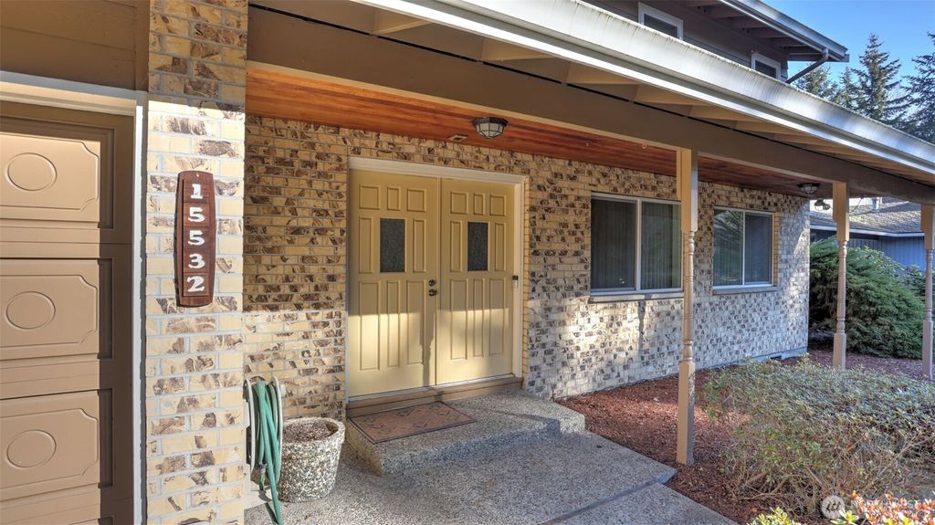 Photo of 15532 SE 175th Ct Ct, Renton, WA 98058 (MLS # 2332328)