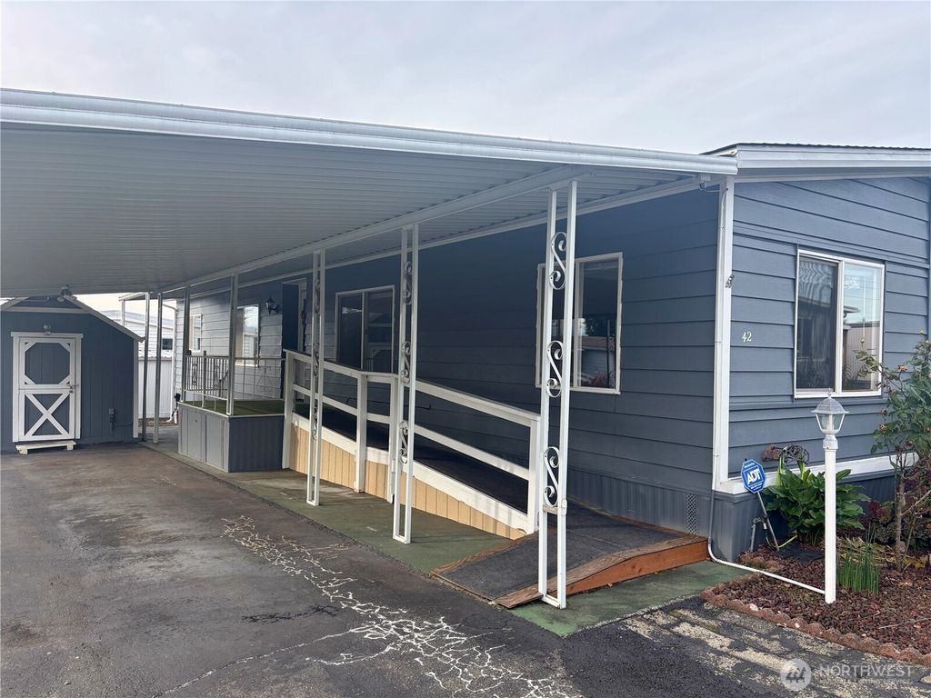 Photo of 1316 91ST Avenue SE #42, Lake Stevens, WA 98258 (MLS # 2519830)