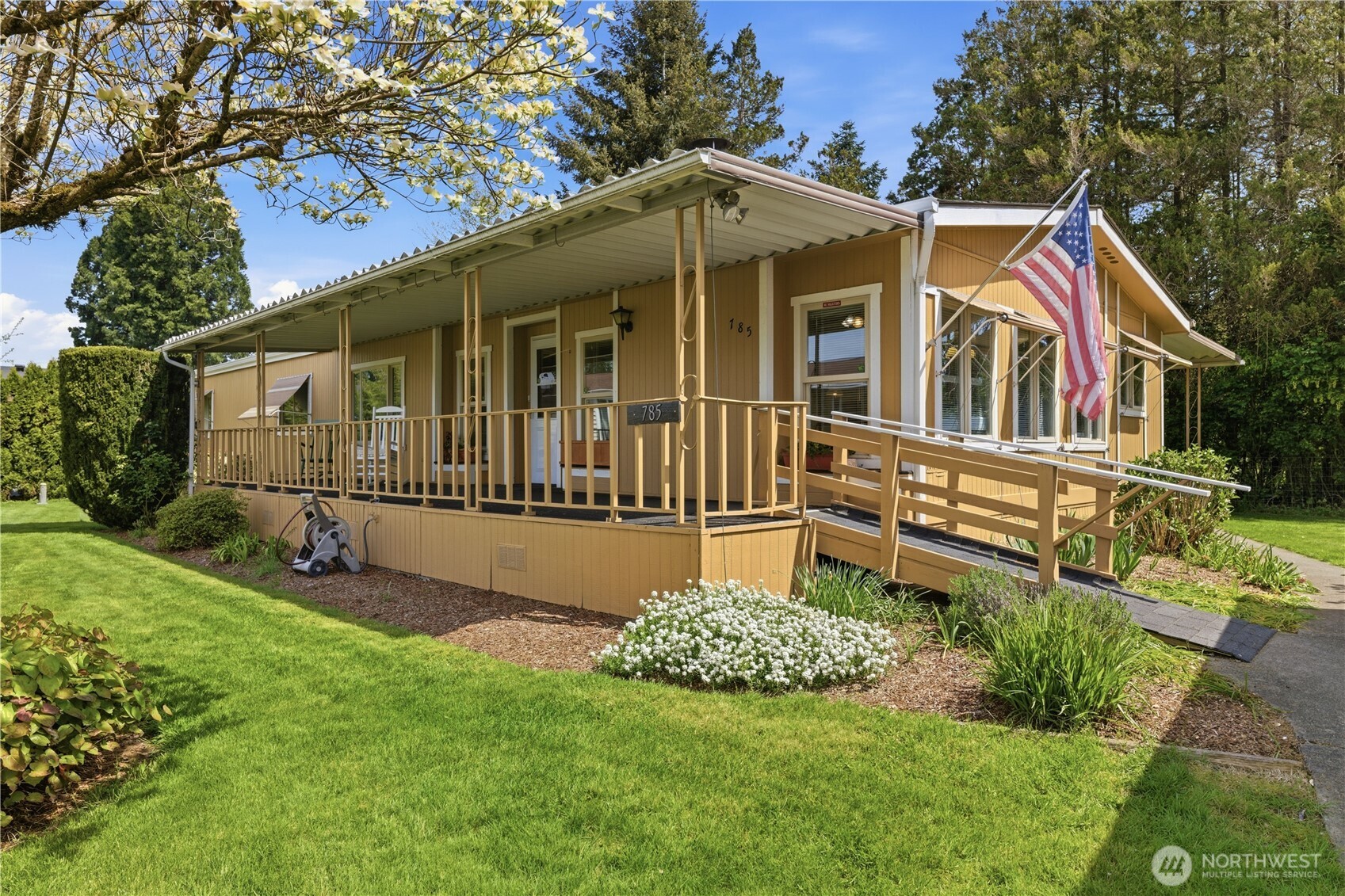 785 Dogwood Place