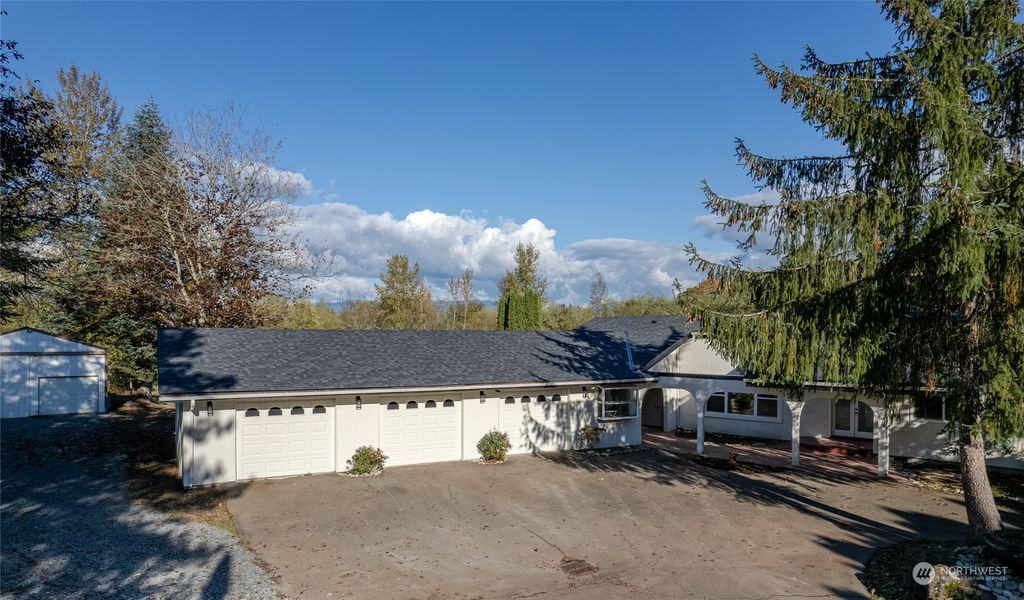 Photo of 15109 257th Avenue SE, Monroe, WA 98272 (MLS # 2175654)
