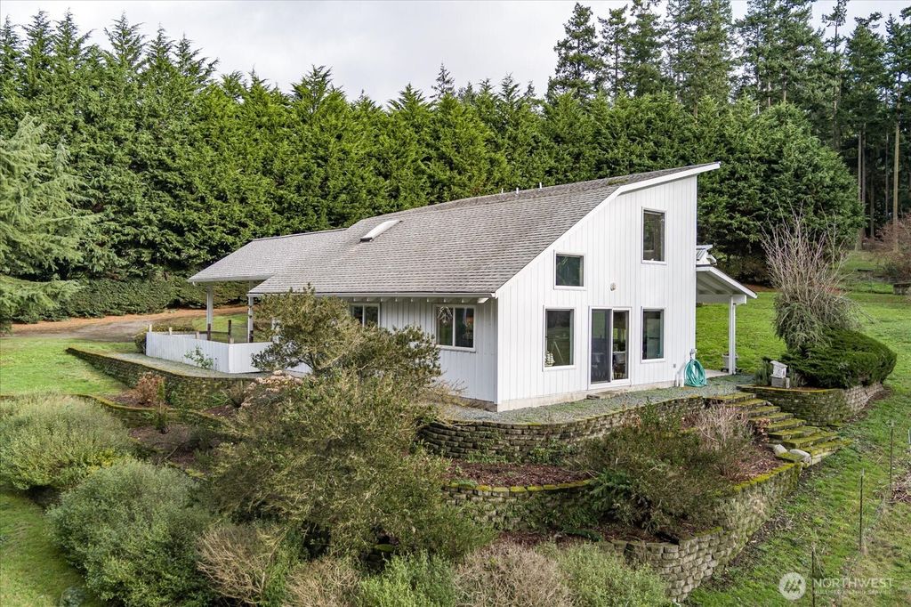 Photo of 651 Long Ears Way, Coupeville, WA 98239 (MLS # 2462883)
