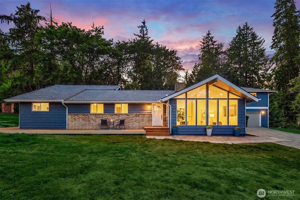 Photo of 5702 218th Street SE, Woodinville, WA 98072 (MLS # 2559725)