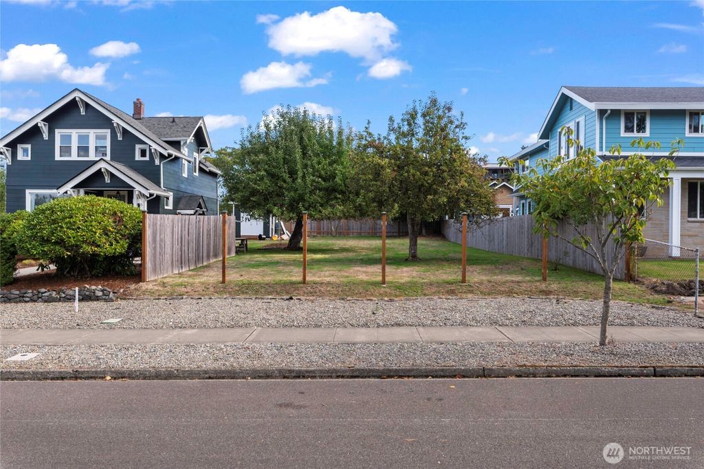 Photo of 5217 N Winnifred Street, Ruston, WA 98407 (MLS # 2468978)