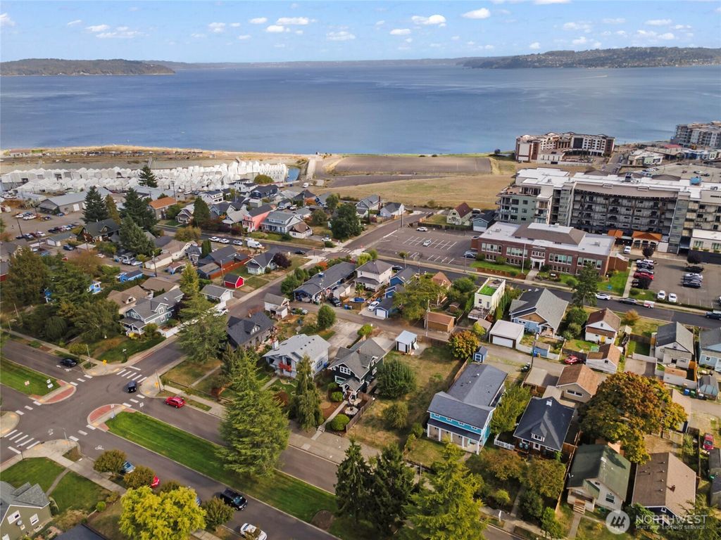 Photo of 5217 N Winnifred Street, Ruston, WA 98407 (MLS # 2468978)