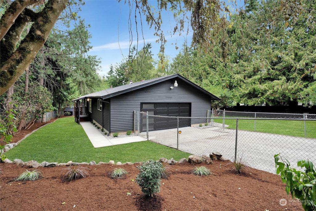 Photo of 33803 53rd Avenue S, Auburn, WA 98001 (MLS # 2161703)
