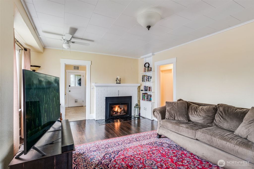 Photo of 220 S 47th Street, Tacoma, WA 98408 (MLS # 2493192)