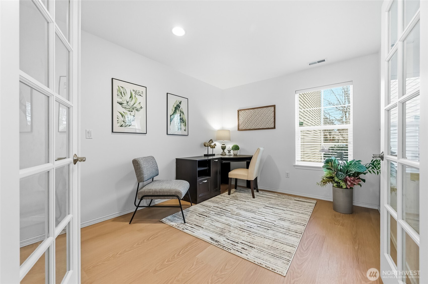 24823 SE 19th Street