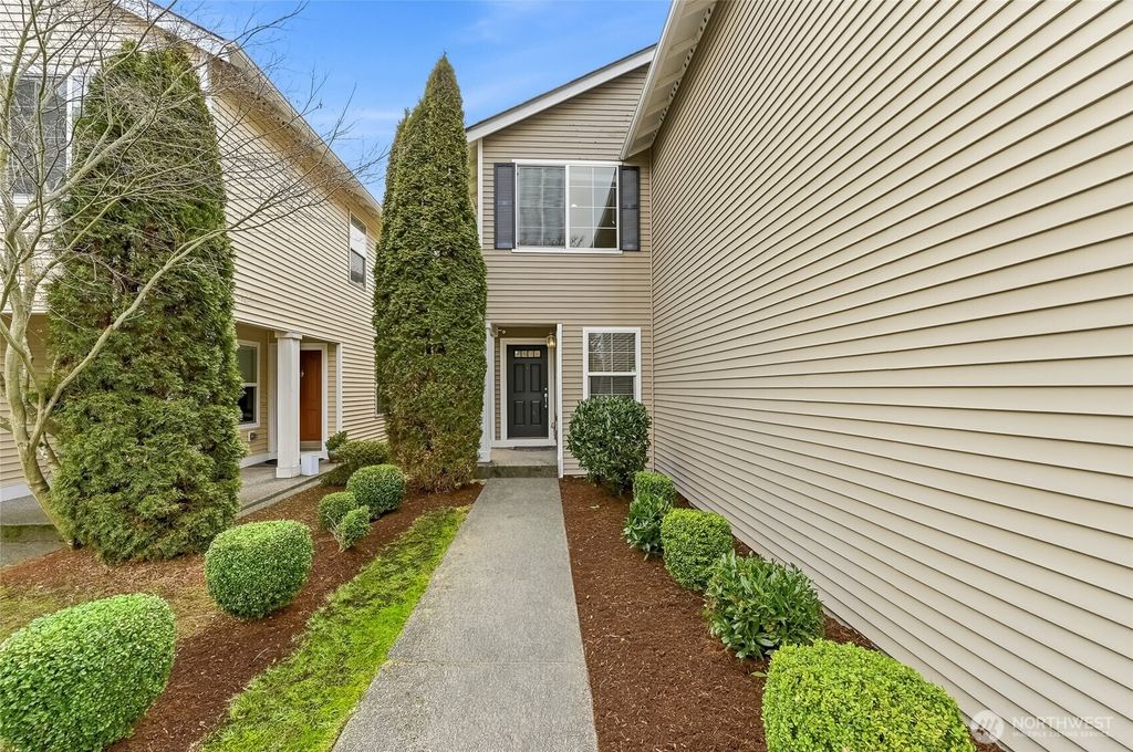 Photo of 24823 SE 19th Street, Sammamish, WA 98075 (MLS # 2473389)