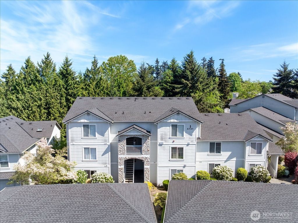 Photo of 5731 12th Avenue W #I-101, Everett, WA 98203 (MLS # 2519386)