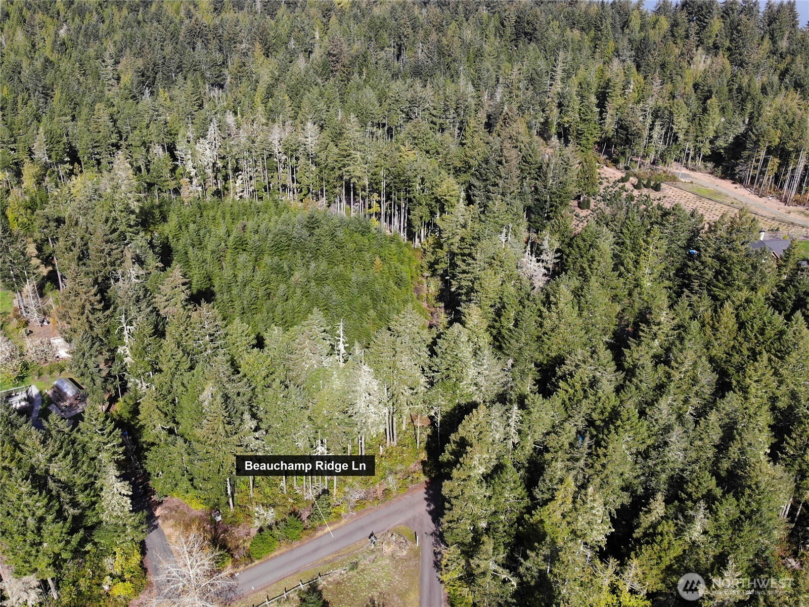 7288 Beauchamp Lane NW