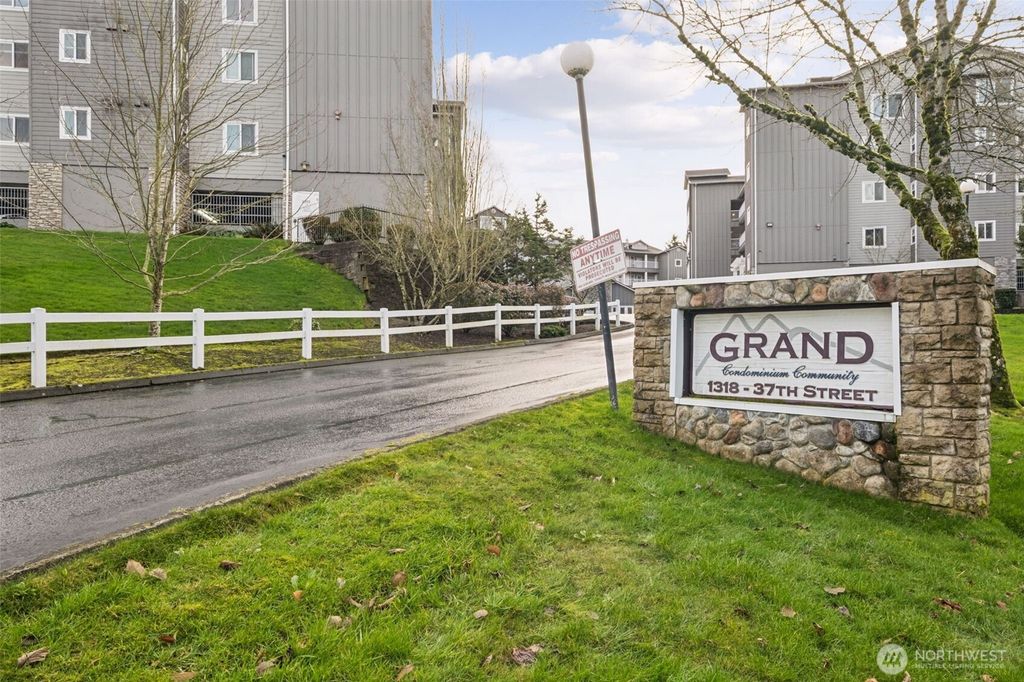 Photo of 1318 37th Street #2228, Everett, WA 98201 (MLS # 2465618)