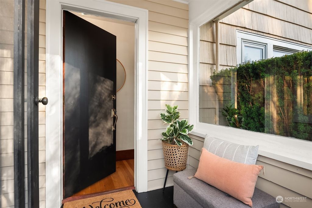 Photo of 5012 48th Avenue SW, Seattle, WA 98136 (MLS # 2211790)