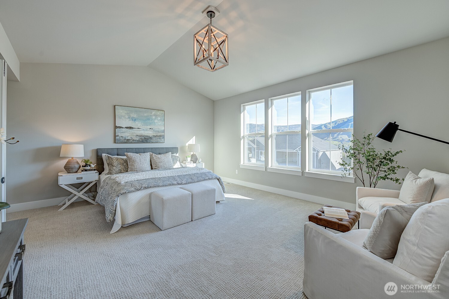 East Wenatchee, Washington 98802, United States, 4 Bedrooms Bedrooms, ,3 BathroomsBathrooms,Residential,Active,222235