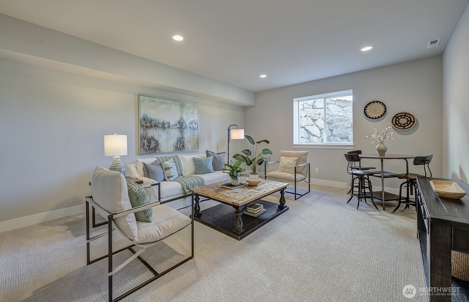 East Wenatchee, Washington 98802, United States, 4 Bedrooms Bedrooms, ,3 BathroomsBathrooms,Residential,Active,222235