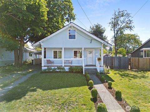 Photo of 6829 S Thompson Avenue, Tacoma, WA 98408 (MLS # 2552575)