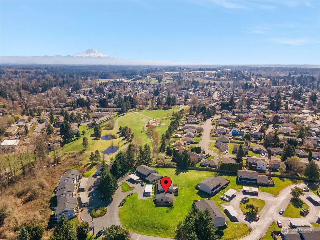 Photo of 12425 SE 272nd Place #D, Kent, WA 98030 (MLS # 2212259)