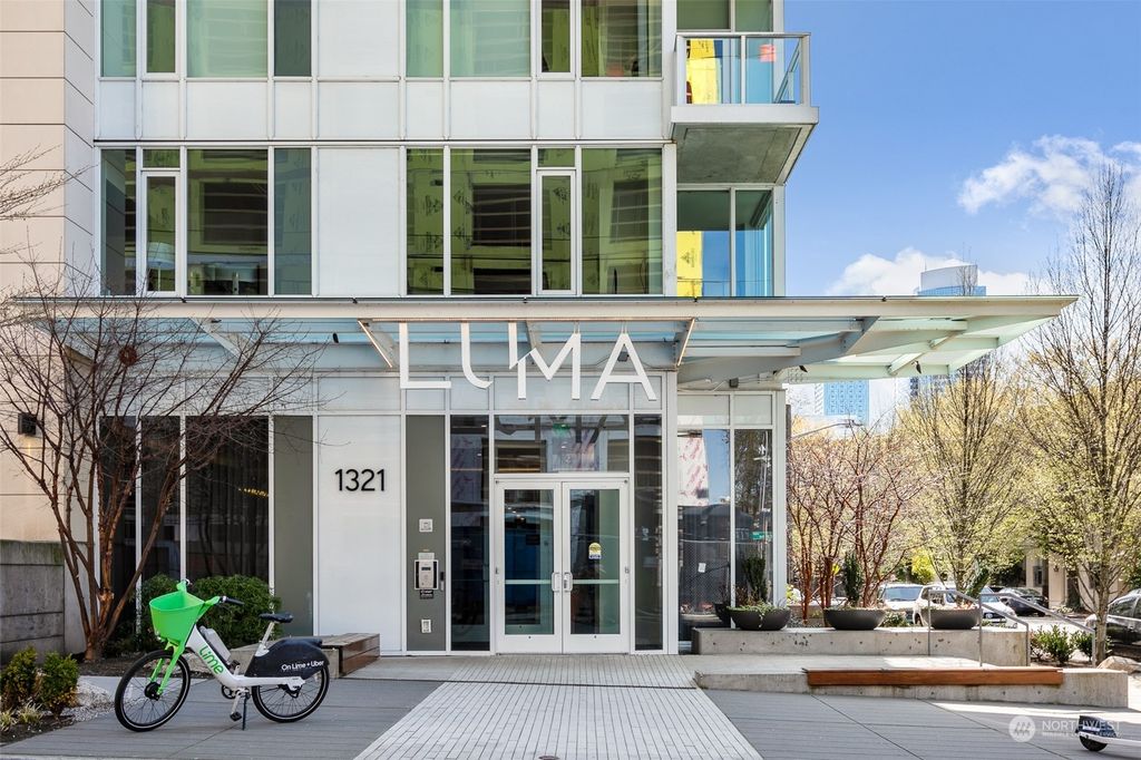 Photo of 1321 Seneca Street #2203, Seattle, WA 98101 (MLS # 2056935)