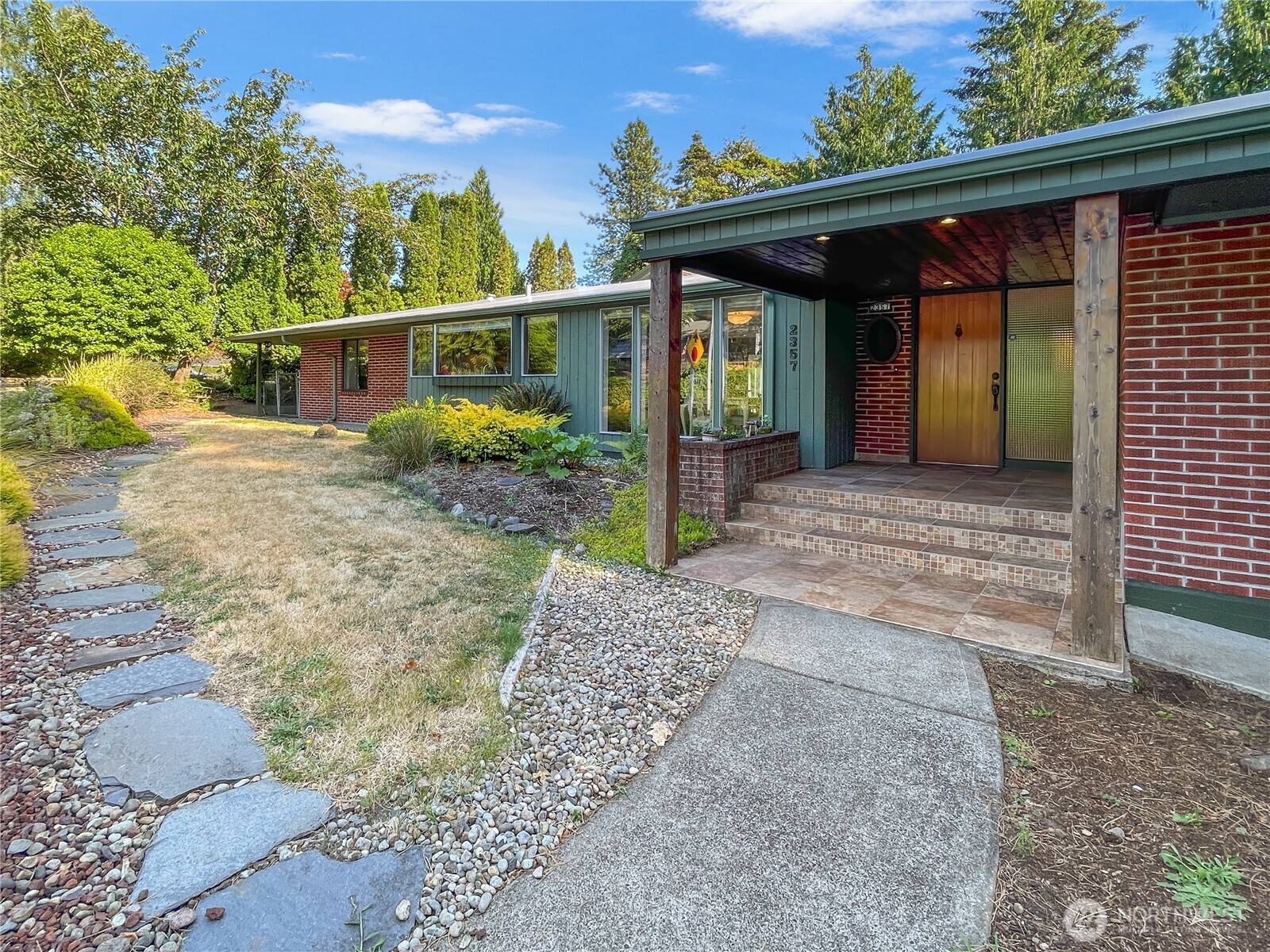 2357 Cascade Way