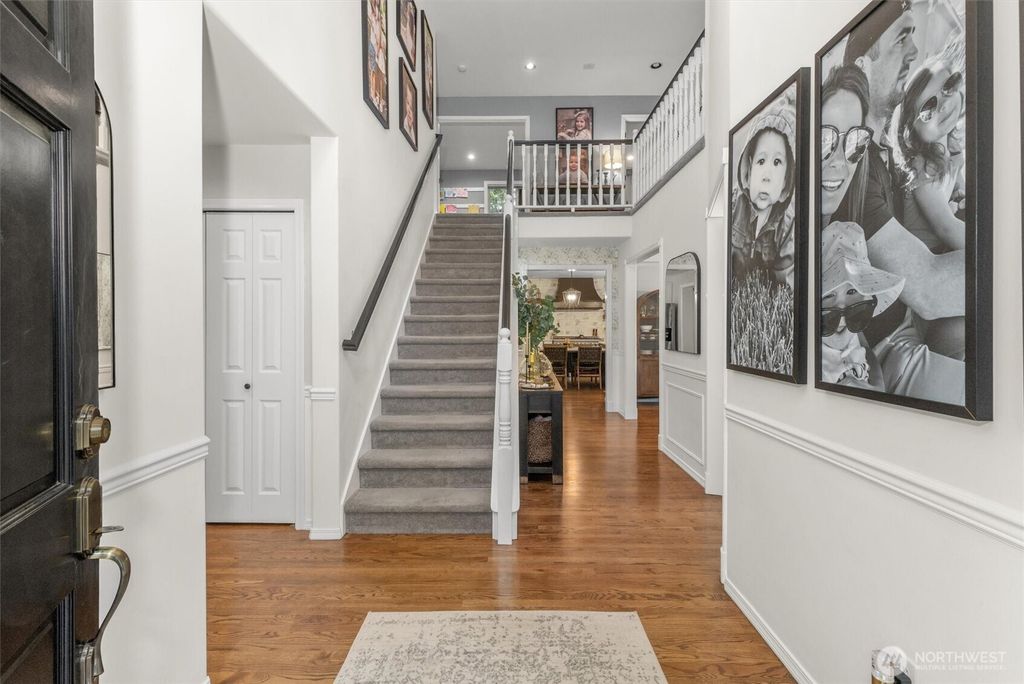 Photo of 13207 47th Place W, Mukilteo, WA 98275 (MLS # 2467981)