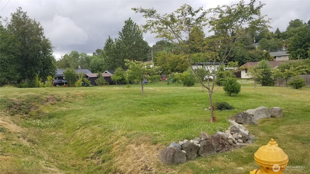Photo of 6740 17th Ave SW Ave, Seattle, WA 98106 (MLS # 2396586)