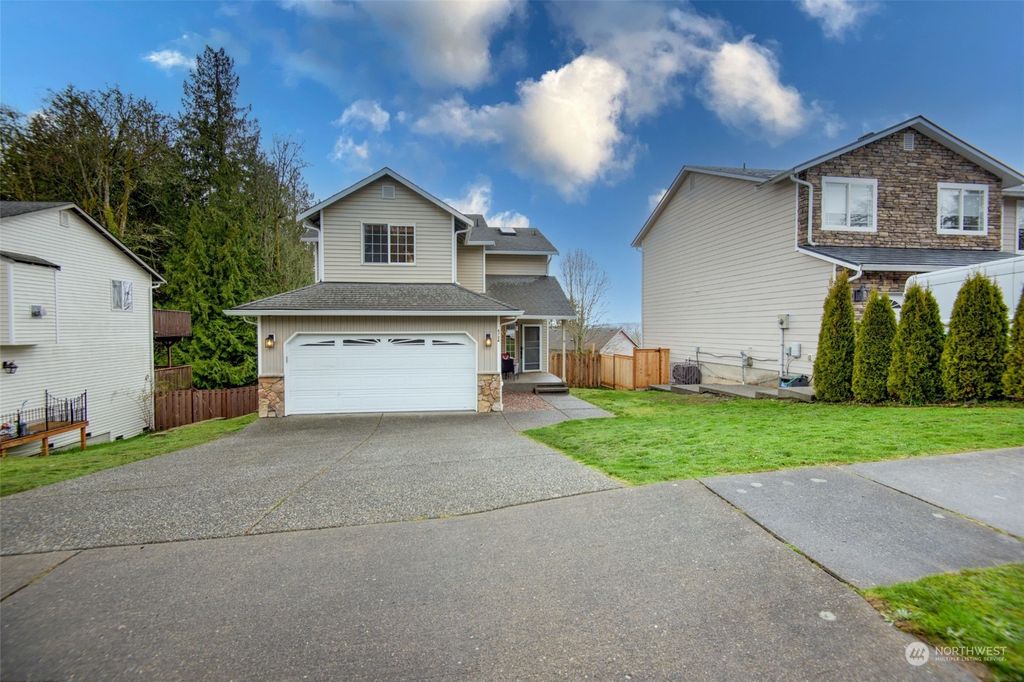 Photo of 4724 72nd Drive NE, Marysville, WA 98270 (MLS # 2219138)
