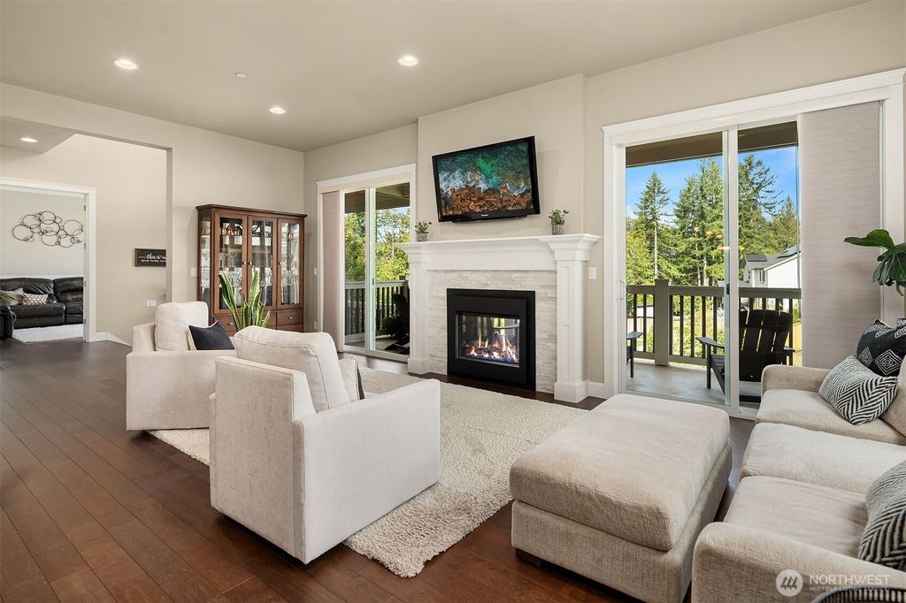 Photo of 961 NW Pickering Street, Issaquah, WA 98027 (MLS # 2424012)