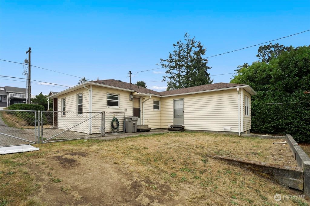 Photo of 7212 S 128th Street, Seattle, WA 98178 (MLS # 2157745)