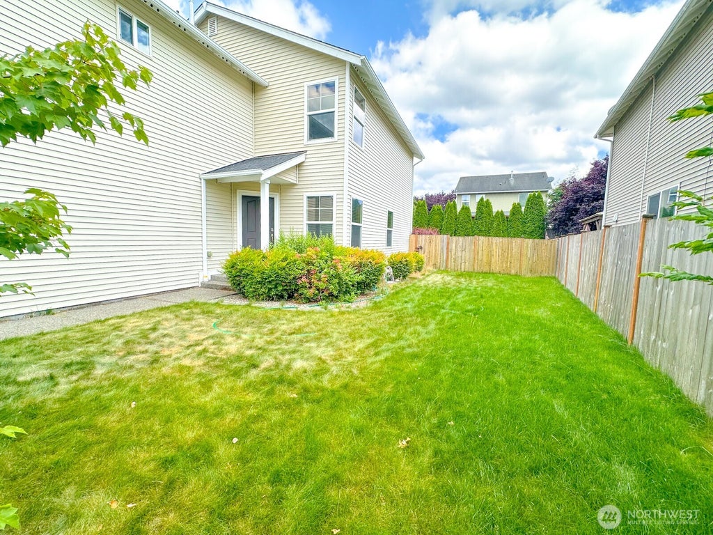Photo of 17929 Silver Creek Avenue E, Puyallup, WA 98375 (MLS # 2552615)