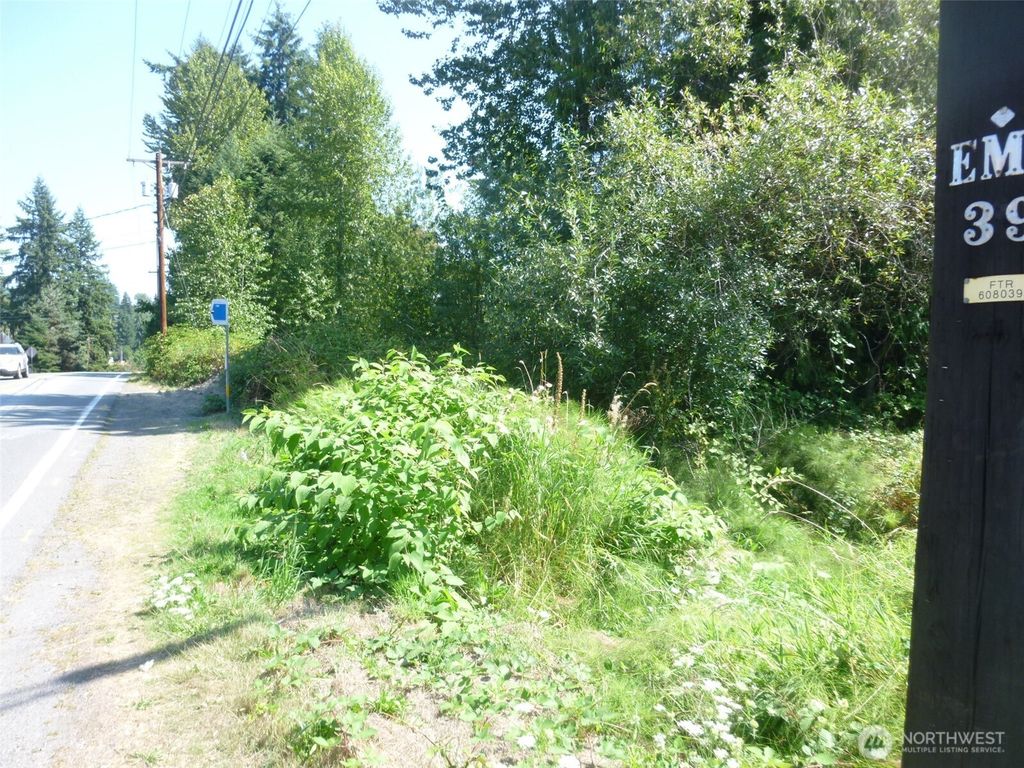 Photo of 0 Larch Way, Lynnwood, WA 98036 (MLS # 2427085)