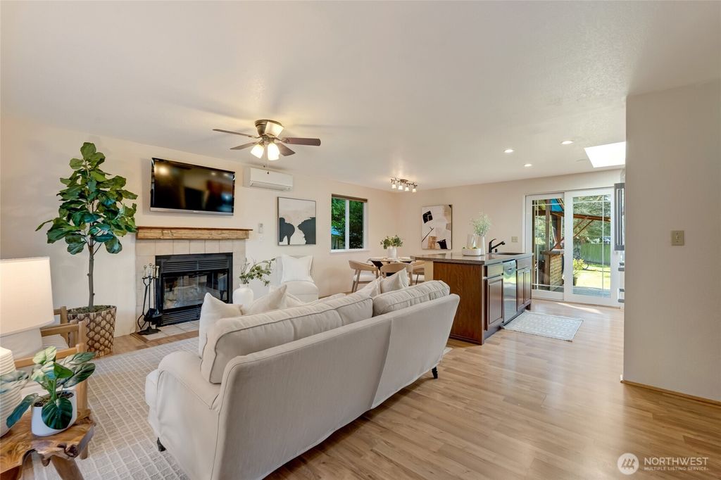 Photo of 1917 93rd Drive SE, Lake Stevens, WA 98258 (MLS # 2366086)