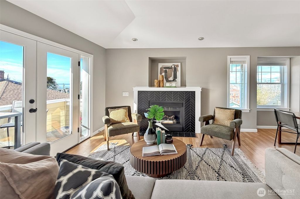 Photo of 3111 Norton Avenue #C, Everett, WA 98201 (MLS # 2500779)