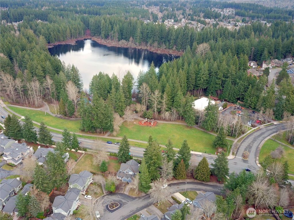 Photo of 4180 244th Place SE, Sammamish, WA 98029 (MLS # 2460206)