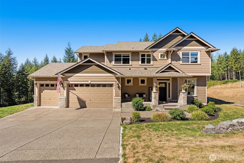 Photo of 22714 22nd Street NE, Snohomish, WA 98290 (MLS # 2423321)