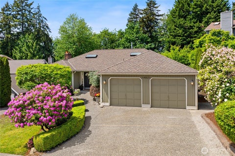 Photo of 14821 104th Avenue NE, Bothell, WA 98011 (MLS # 2535936)