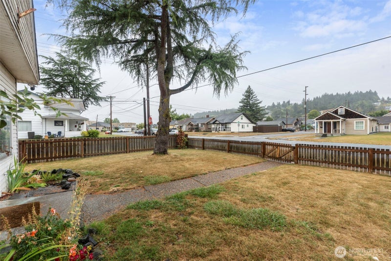 119 SW Cascade Avenue