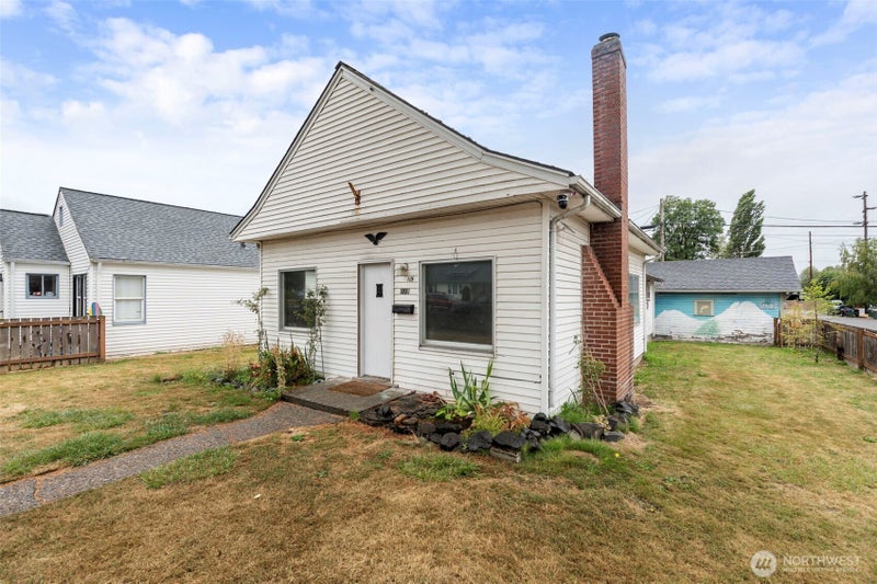 119 SW Cascade Avenue