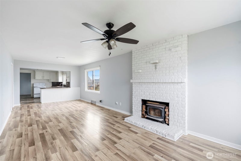 119 SW Cascade Avenue