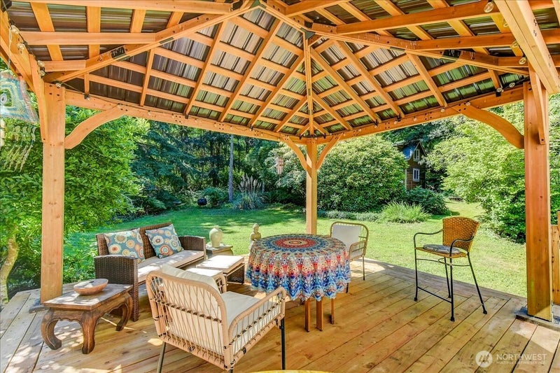 3971 SE Camano Drive