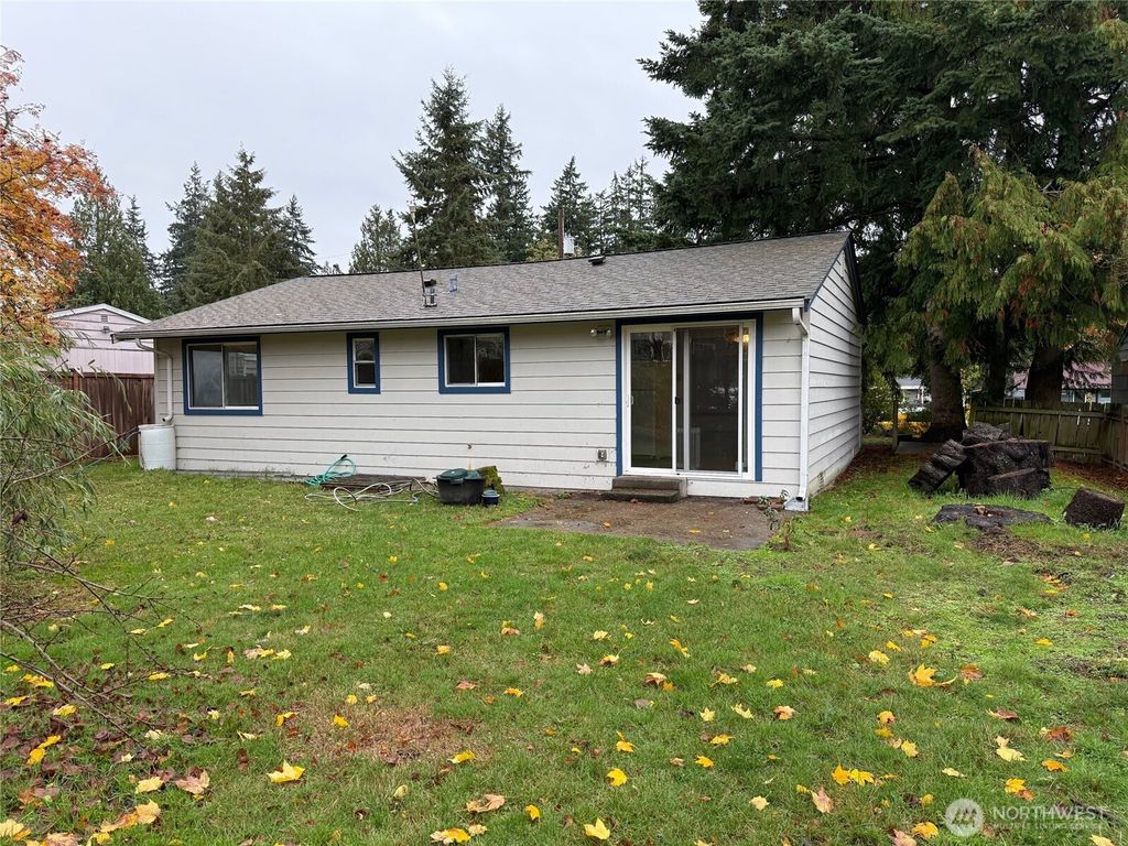 Photo of 20823 59th Place SW, Lynnwood, WA 98036 (MLS # 2451557)