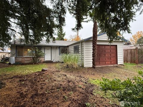 Photo of 20823 59th Place SW, Lynnwood, WA 98036 (MLS # 2451557)