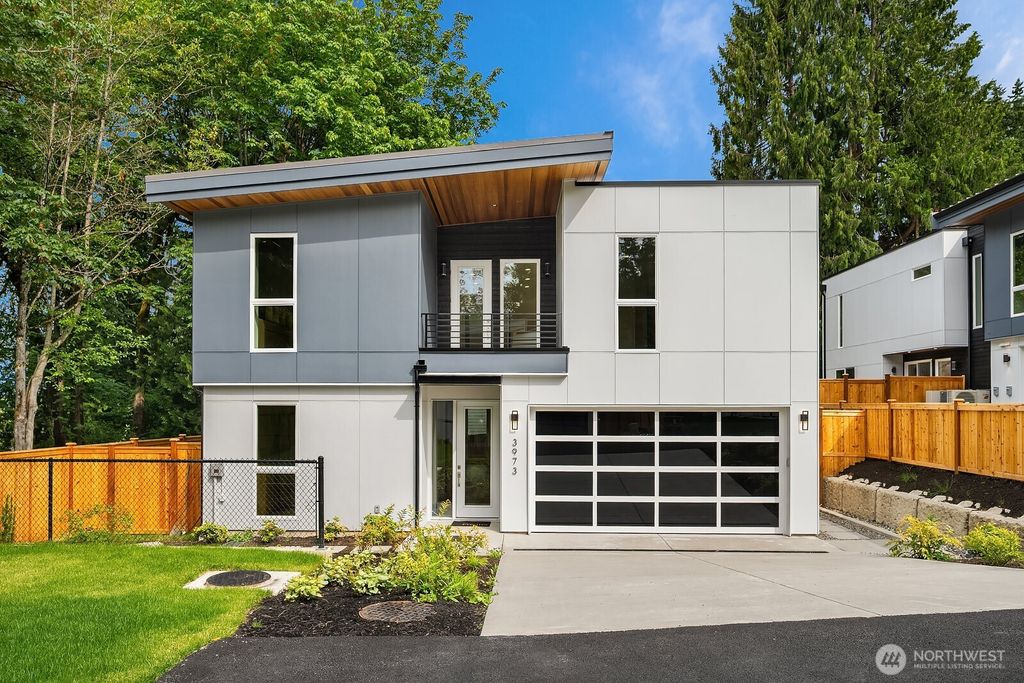 Photo of 3973 162nd Place SE, Bellevue, WA 98006 (MLS # 2416484)