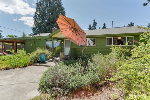 Photo of 2145 N 146th Street, Shoreline, WA 98133 (MLS # 2540009)