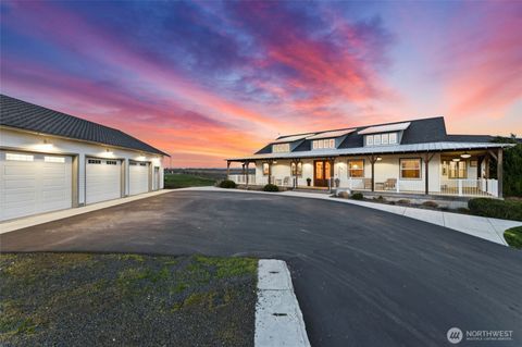 Photo of 94 Narcissa Place, Walla Walla, WA 99362 (MLS # 2489894)