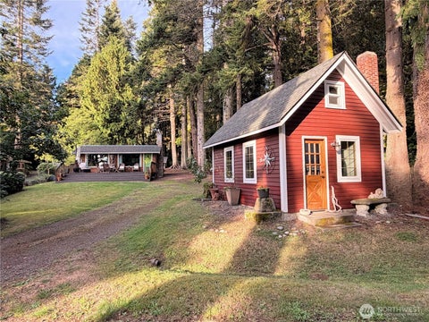 Photo of 3319 Walnut Court, Camano Island, WA 98282 (MLS # 2585587)