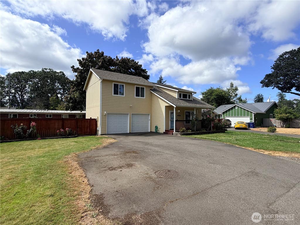 Photo of 6508 84th Court SW, Lakewood, WA 98499 (MLS # 2562178)