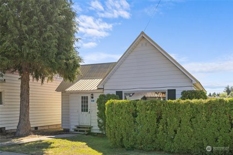 A home in Roslyn