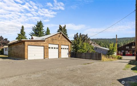 A home in Roslyn