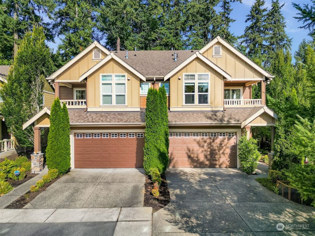 Photo of 13658 NE 83rd Court, Redmond, WA 98052 (MLS # 2148421)