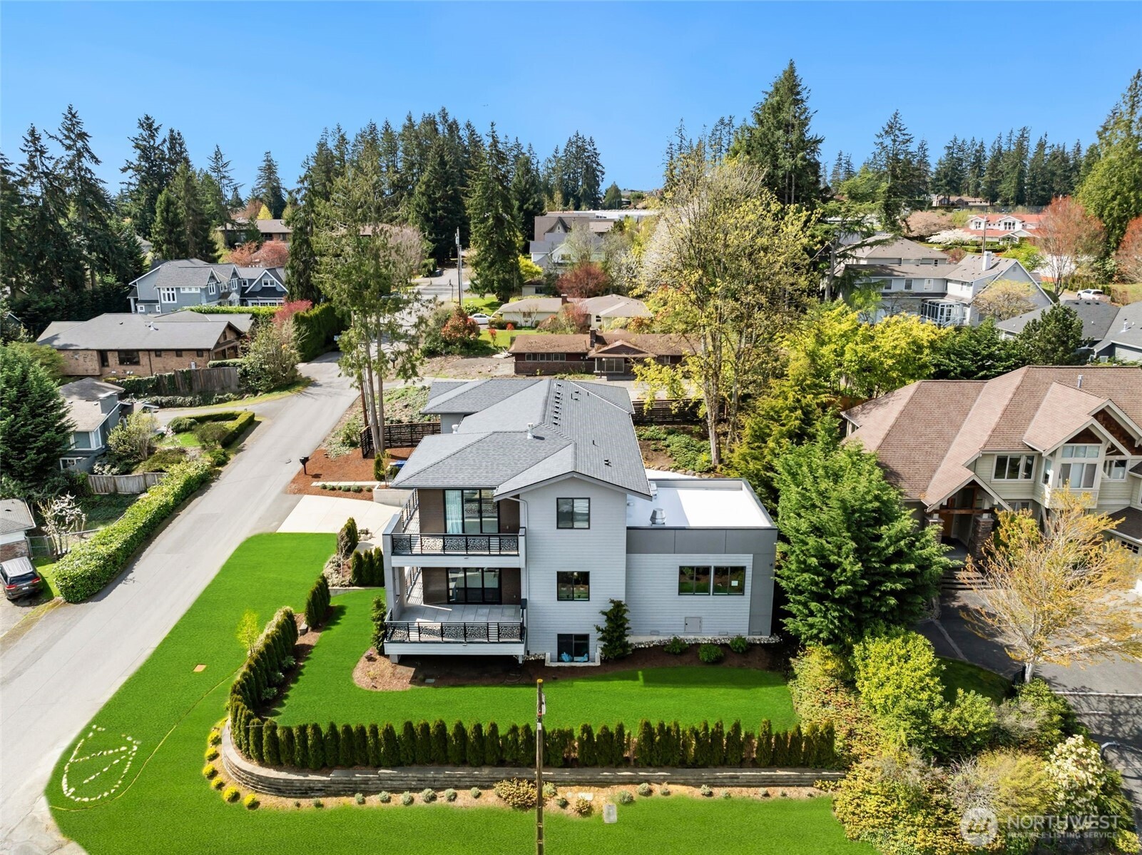 9888 NE 19th Street